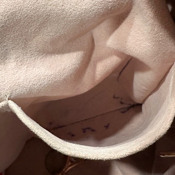 Louis Vuitton Damier Azur backpack - Picture 4 of 8